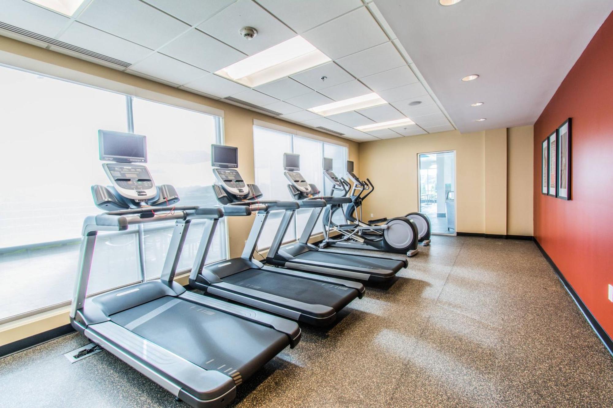 Towneplace Suites By Marriott Evansville Newburgh Екстериор снимка